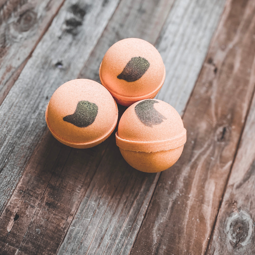 Bath Bomb-Apricot Freesia